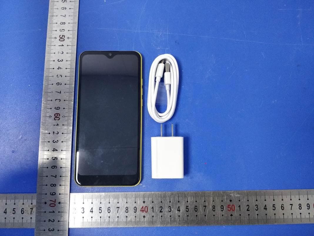 Smart phone - FCC ID GAO-SM6222 - Collage Investments LLC. (2)