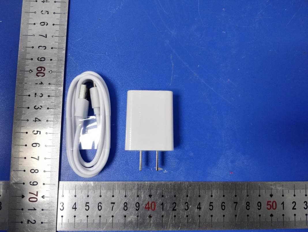 Smart phone - FCC ID GAO-SM6222 - Collage Investments LLC. (3)