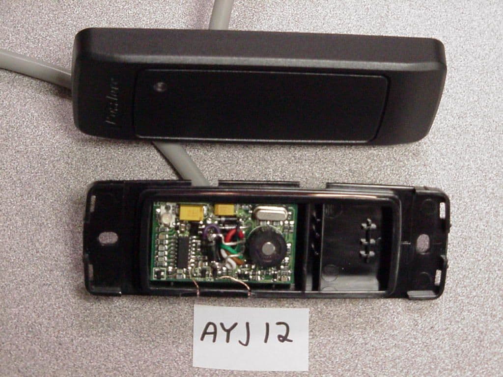 Proximity card reader used for access control - FCC ID GCD20A301 - Rosslare Enterprises Ltd