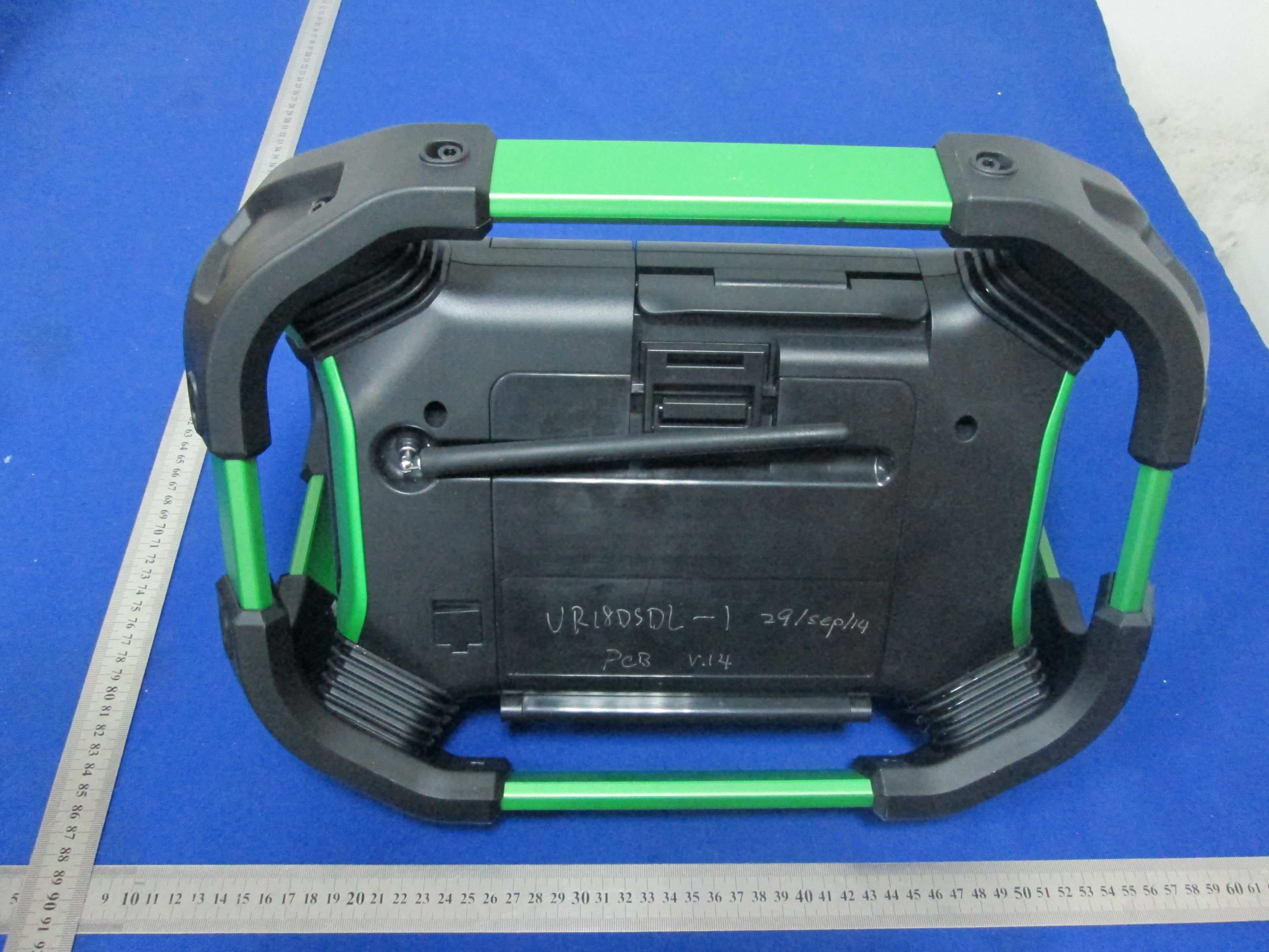 Cordless Radio - FCC ID GE3UR18DSAL - Hitachi Koki Co Ltd (2)