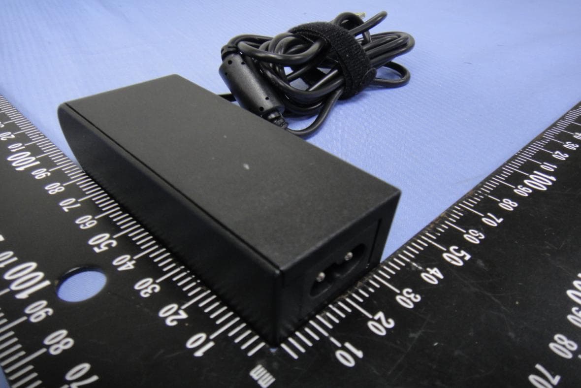 Tablet Computer - FCC ID GKR-TP00064BUC - Compal Electronics Inc (4)