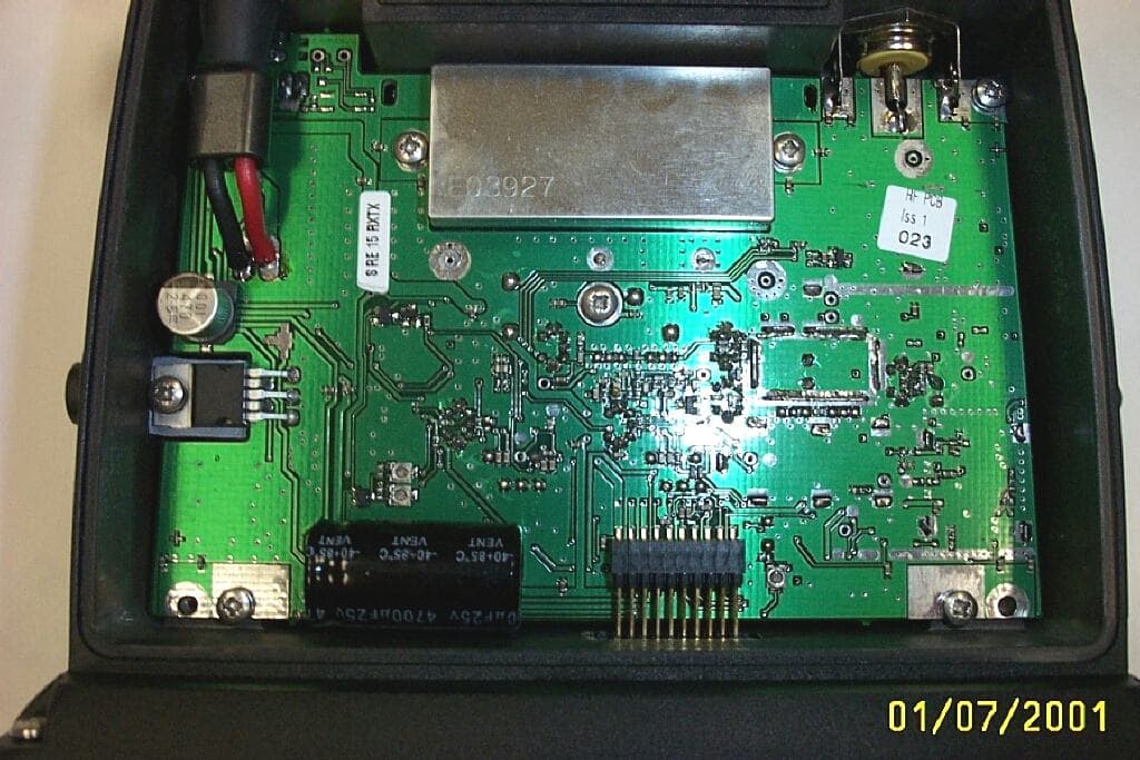 RT63 VHF marine Radiotelephone with DSC interface - FCC ID GL7RT63 - Navico UK Ltd
