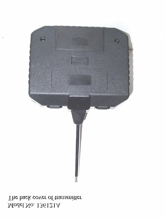 27 MHz Wireless Remote Control Toy Transmitter - FCC ID GLE136121A - Suncon Toys Industry Ltd (1)