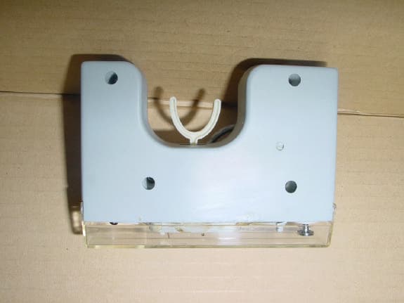 27 MHz Wireless R/C Toy Transmitter - FCC ID GLE200080 - Suncon Toys Industry Ltd (2)