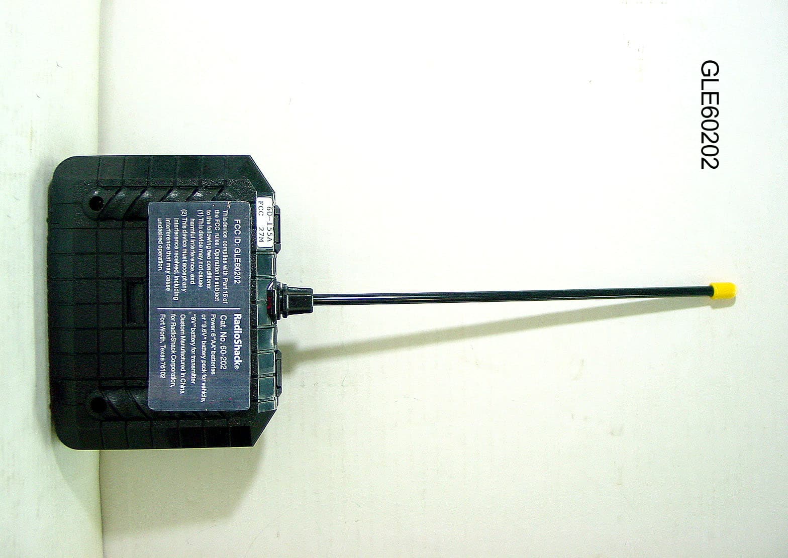Wireless Remote Control Toy Transmitter - FCC ID GLE60202 - Suncon Toys Industry Ltd