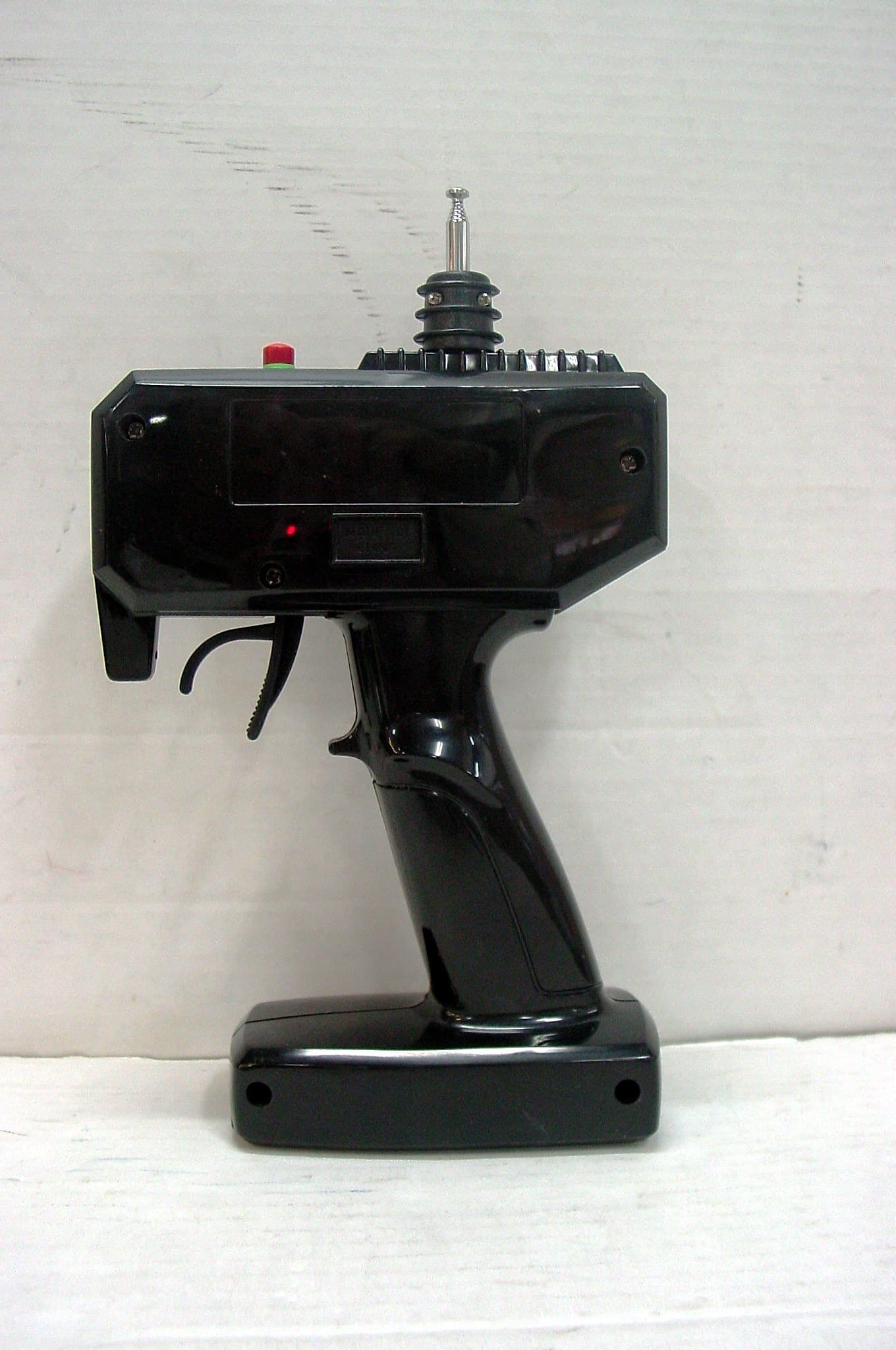 49.82-49.90 MHz WIRELESS R/C TOY-TX - FCC ID GLE604436T - Suncon Toys Industry Ltd