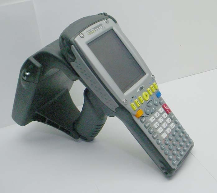INTEGRATED UHF RFID READER - FCC ID GM3RD7950 - Psion Inc