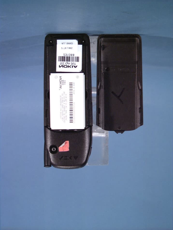 Tri-Mode Dual-Band Analog/PCS Phone - FCC ID GMLNHP-2AX - Microsoft Corporation (4)