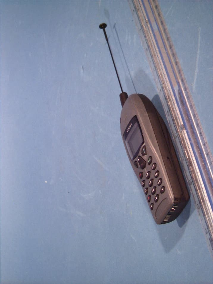 Dual Mode Cellular Phone (AMPS/CDMA) - FCC ID GMLNSD-3GW - Microsoft Corporation