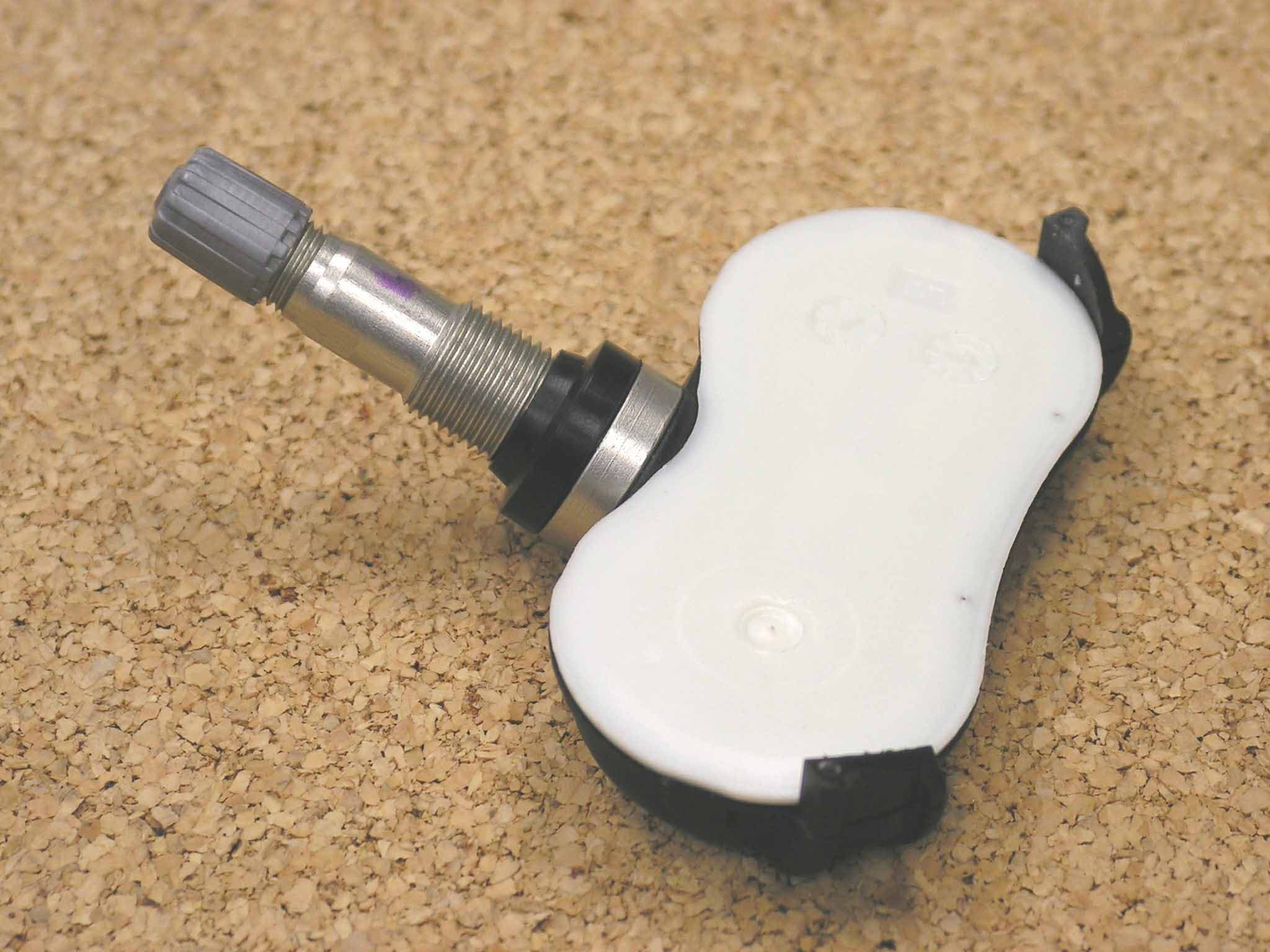 Tire Pressure Monitoring Transmitter - FCC ID GQ4-49T - BCS Access Systems US LLC (2)
