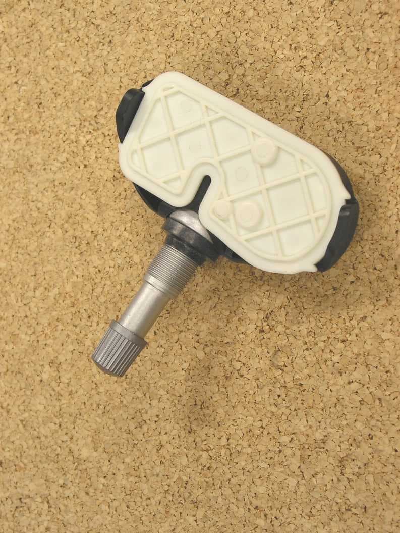 Tire Pressure Monitor - FCC ID GQ4-69T - BCS Access Systems US LLC (2)