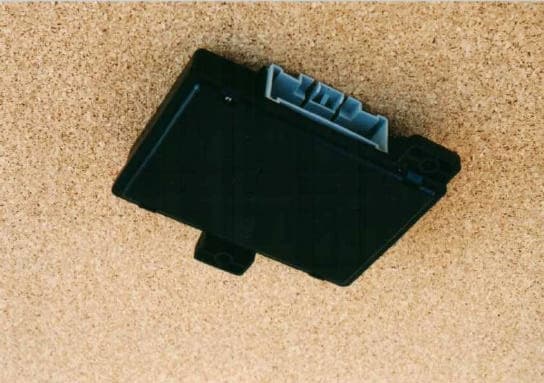 Remote Keyless Entry Receiver - FCC ID GQ43VT28R - BCS Access Systems US LLC (2)