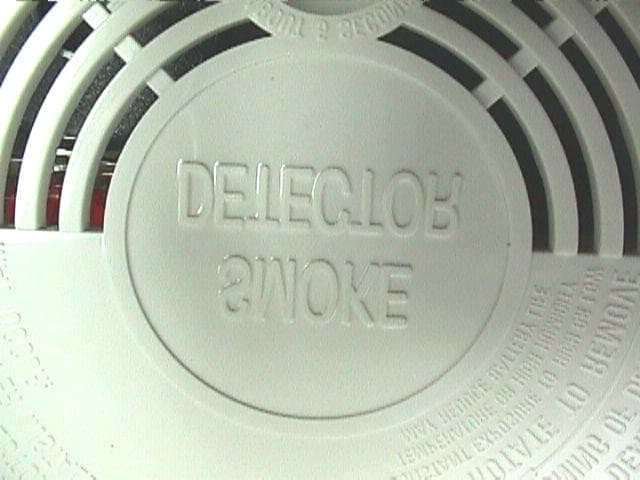 Wireless Smoke Detector - FCC ID GSAMCT423 - Visonic Inc.