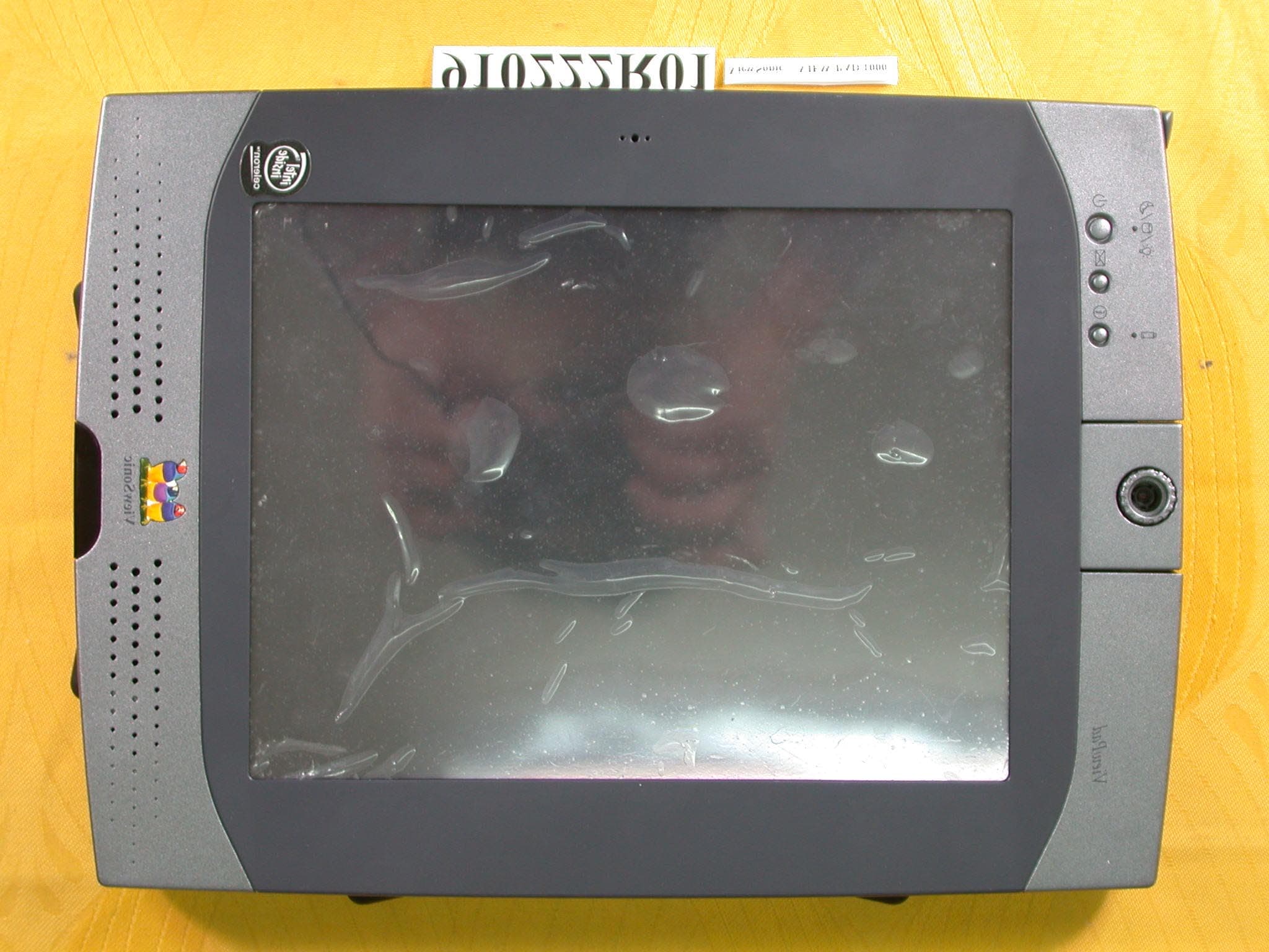Wireless View Pad - FCC ID GSSVSVPD10000203 - ViewSonic Corporation (4)
