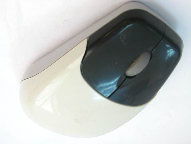 Wireless Mouse - FCC ID GV319422UP - ACCO Brands, Inc. (2)