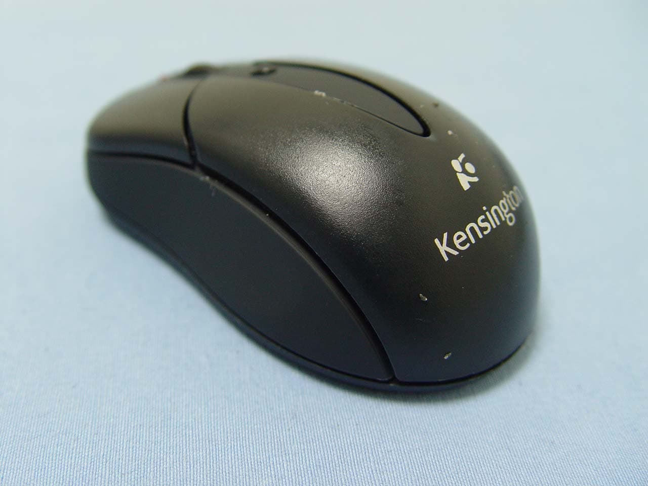 Notebook Optical Wireless Mouse - FCC ID GV372265 - ACCO Brands, Inc.