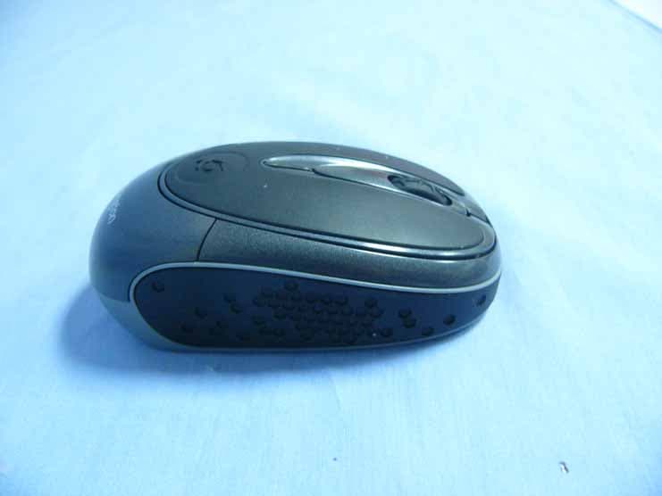 Ci65m Wireless Notebook Optical Mouse - FCC ID GV372267 - ACCO Brands, Inc. (5)