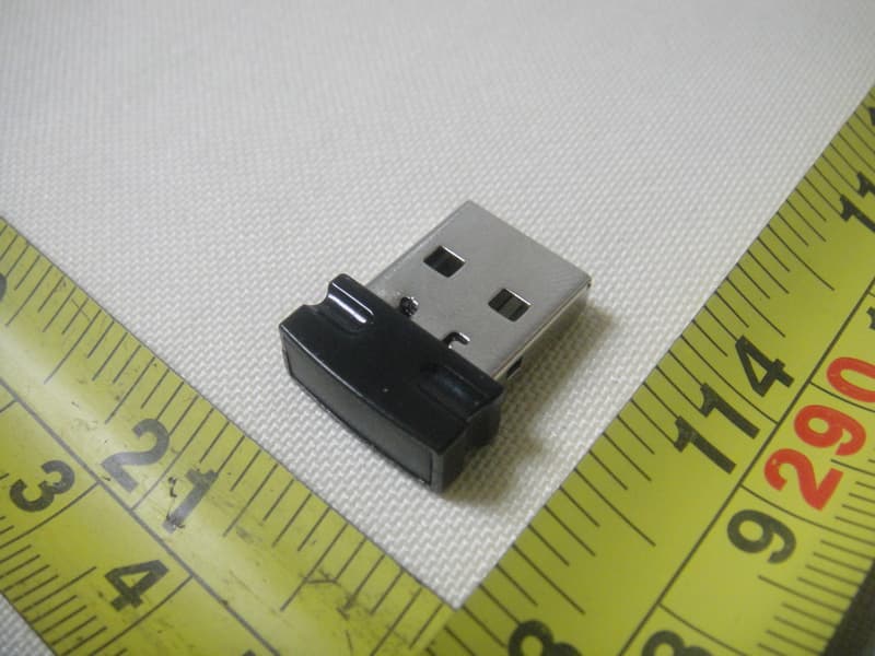 2.4GHz wireless receiver - FCC ID GV3M01132-D - ACCO Brands, Inc. (2)