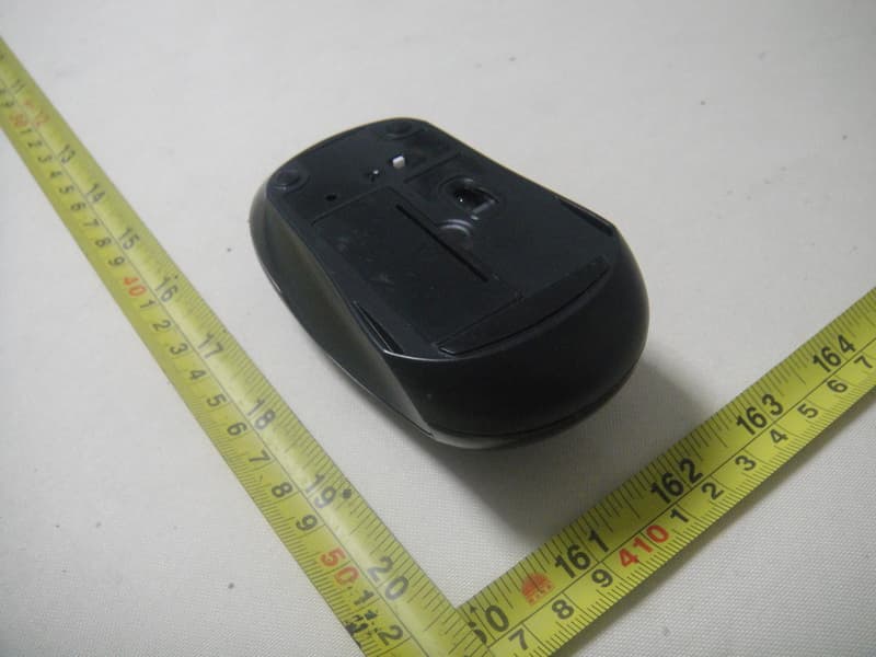 2.4GHz Wireless Optical mouse - FCC ID GV3M01132-M - ACCO Brands, Inc. (4)