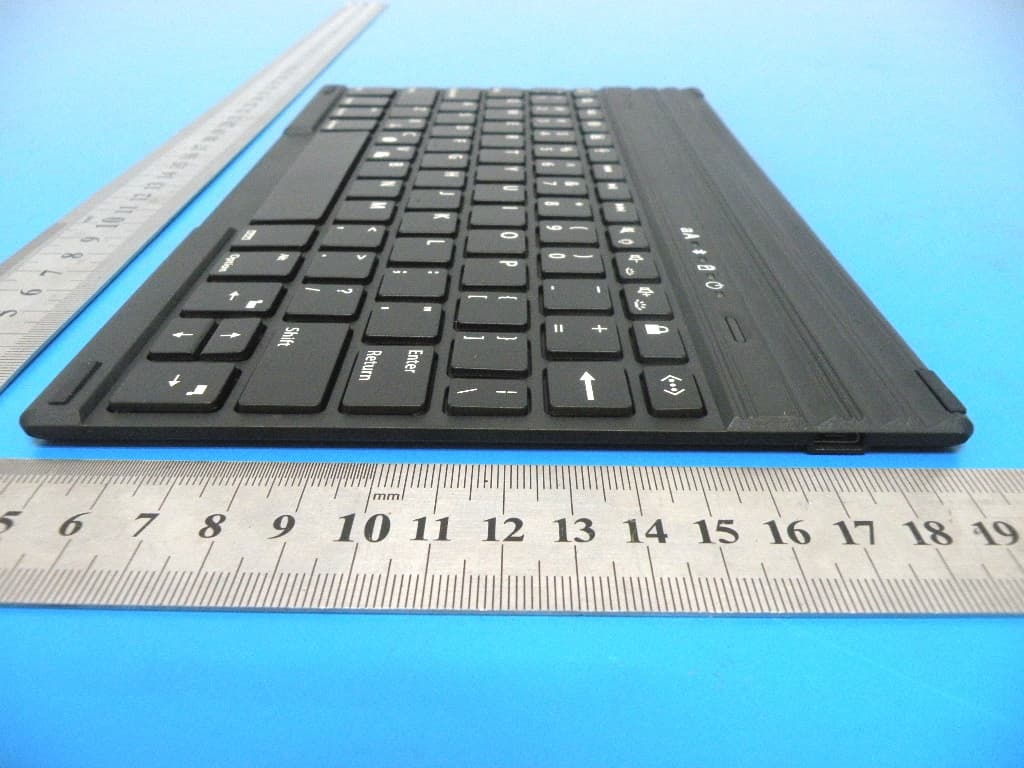 BLUETOOTH KEYBOARD - FCC ID GV3M01242 - ACCO Brands, Inc. (3)