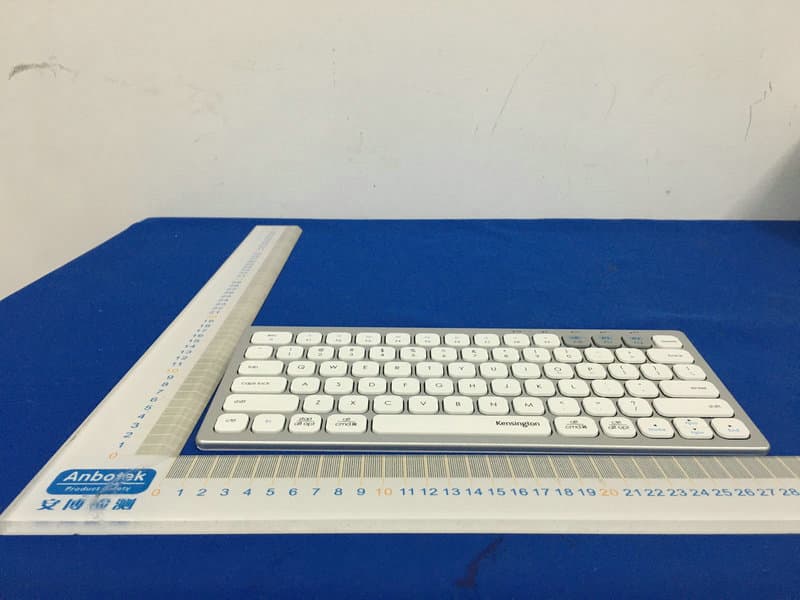 Dual Wireless Compact Keyboard - FCC ID GV3M01502-K - ACCO Brands, Inc. (5)
