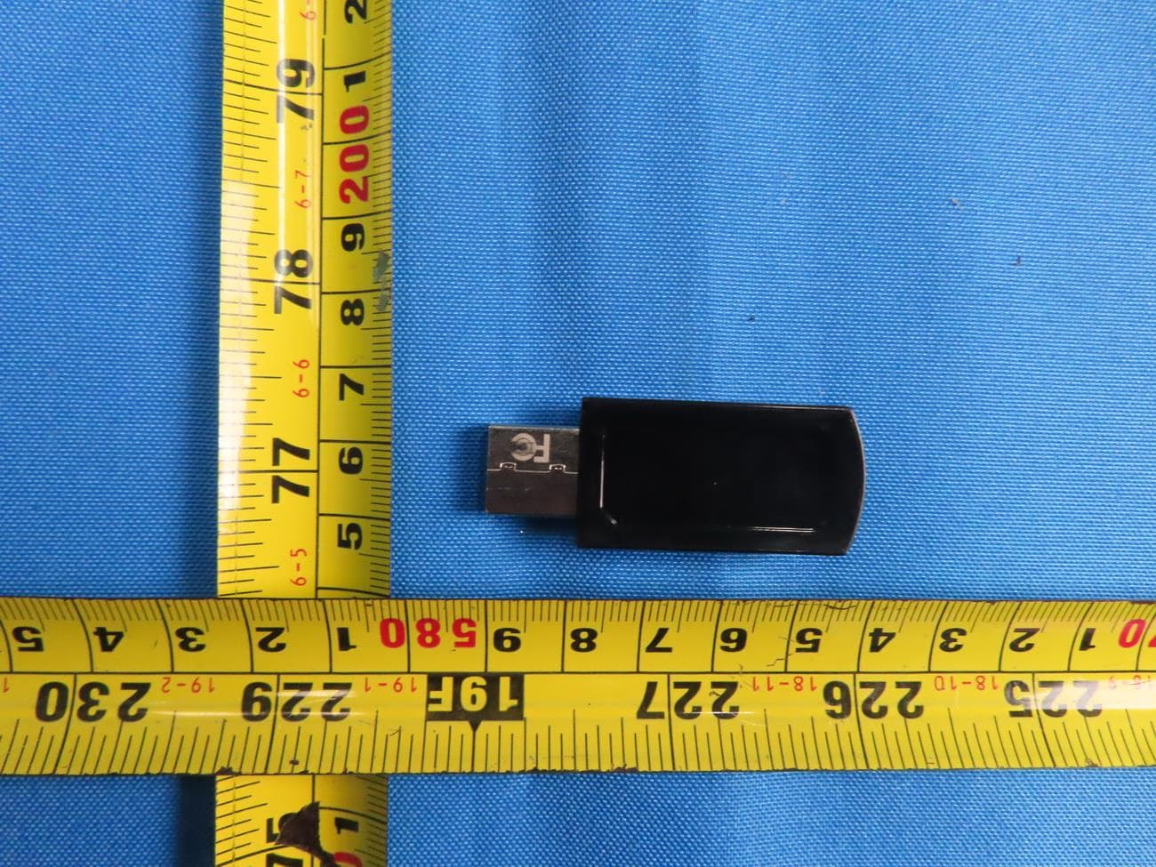 Presenter Pro Remote Wireless Cursor Control with Laser - FCC ID GV3M01664-PGS - ACCO Brands, Inc. (2)