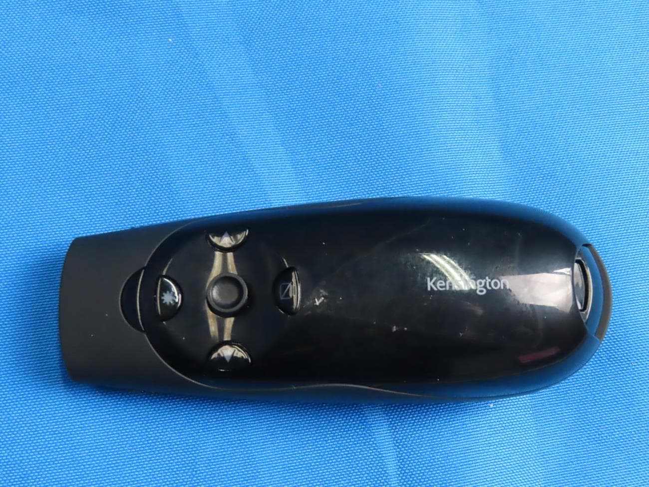 Presenter Pro Remote Wireless Cursor Control with Laser - FCC ID GV3M01664-PGS - ACCO Brands, Inc. (5)