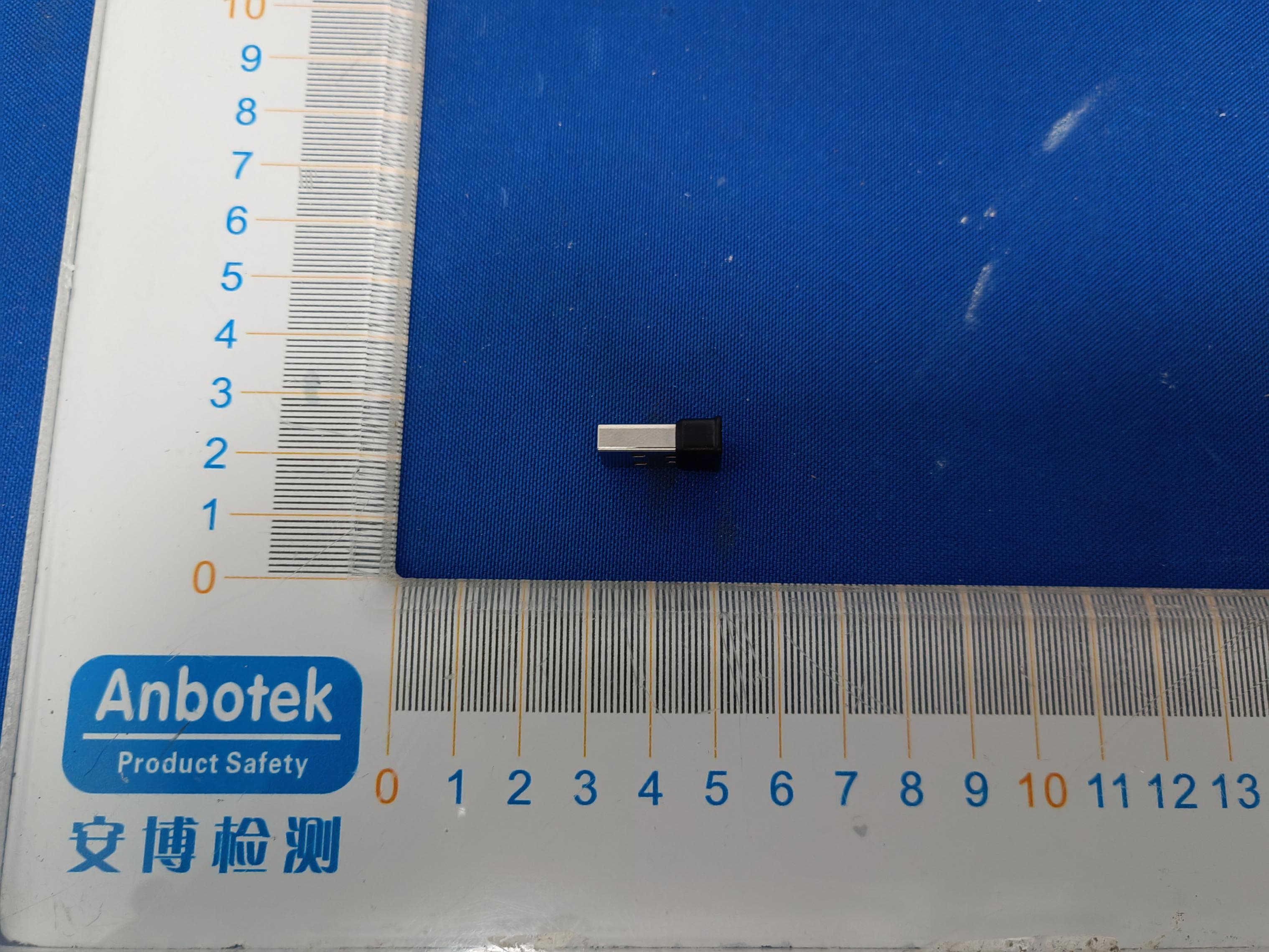 Wireless Dongle - FCC ID GV3M01678-D - ACCO Brands, Inc. (4)