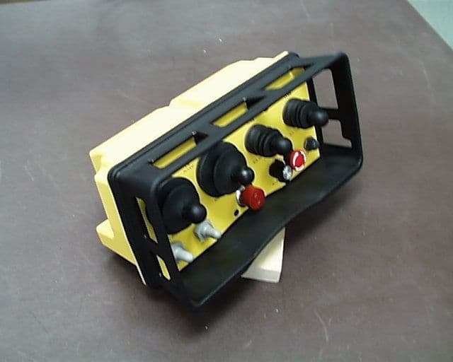 Industrial Crane Remote Control - FCC ID GXZE13653-JLTX - Telemotive Industrial Controls