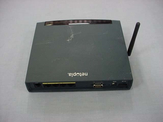 Wireless ADSL Router - FCC ID GZ53347W - ARRIS (4)