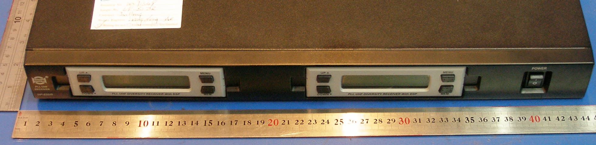 Wireless Microphone Receiver - FCC ID H38UPUR-82DR - SEIKAKU TECHNICAL GROUP LIMITED