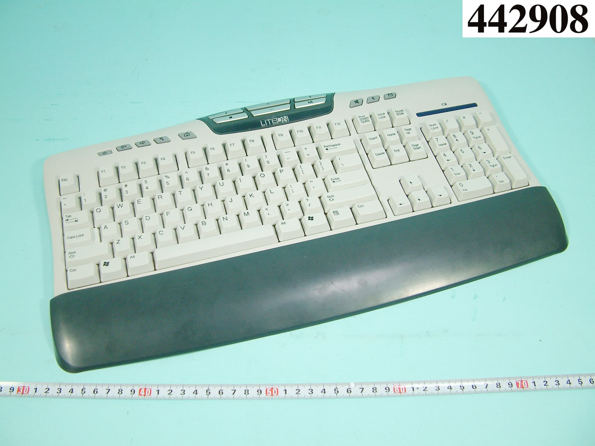 27MHZ WIRELESS KEYBOARD - FCC ID H4IKB27RF003 - Lite-on Technology Corp.