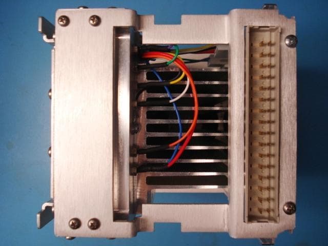 UHF 30W POWER AMPLIFIER - FCC ID H4JAMP-4-410 - Zetron (3)