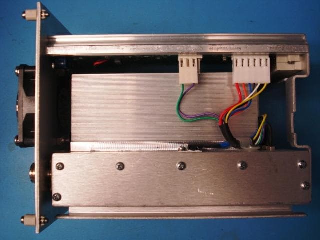 UHF 30W POWER AMPLIFIER - FCC ID H4JAMP-4-470 - Zetron (3)