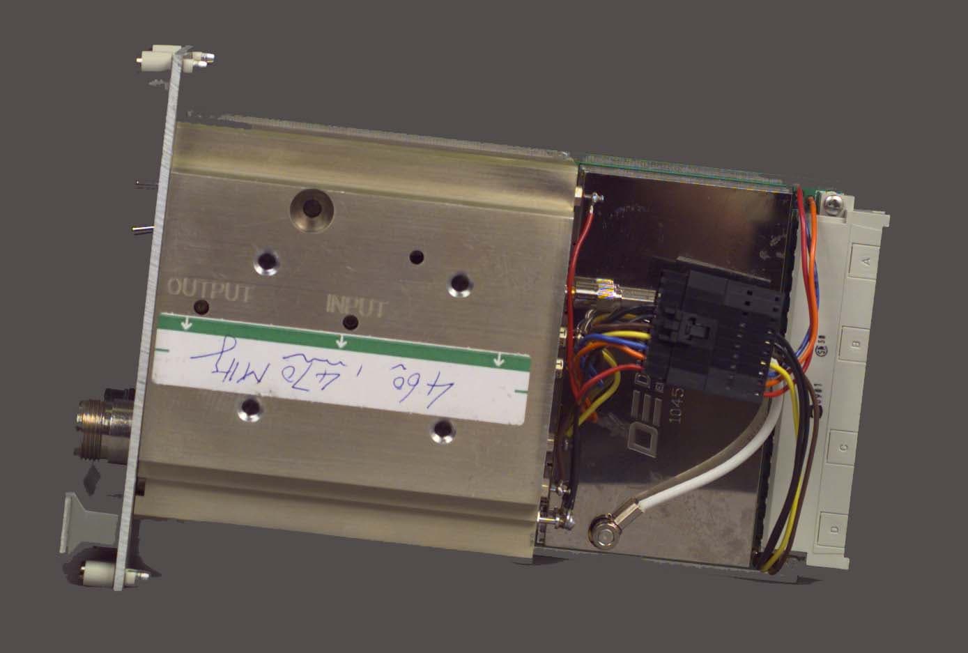 UT-4x400 UHF Transmitter - FCC ID H4JUT-4-400 - Zetron (3)