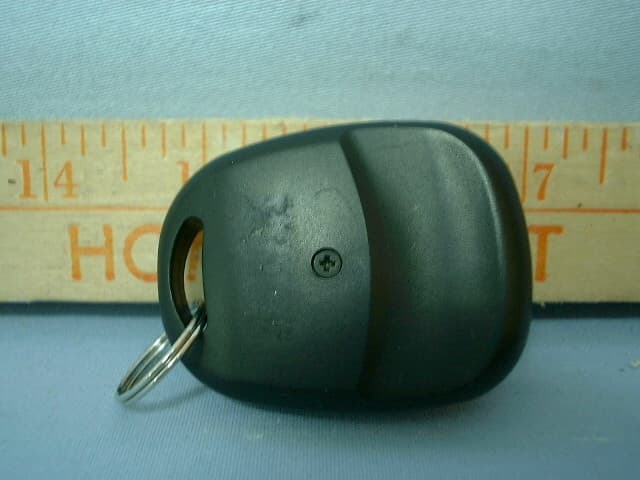 CAR ALARM TRANSMITTER - FCC ID H5OT12 - Advance Security Inc (2)
