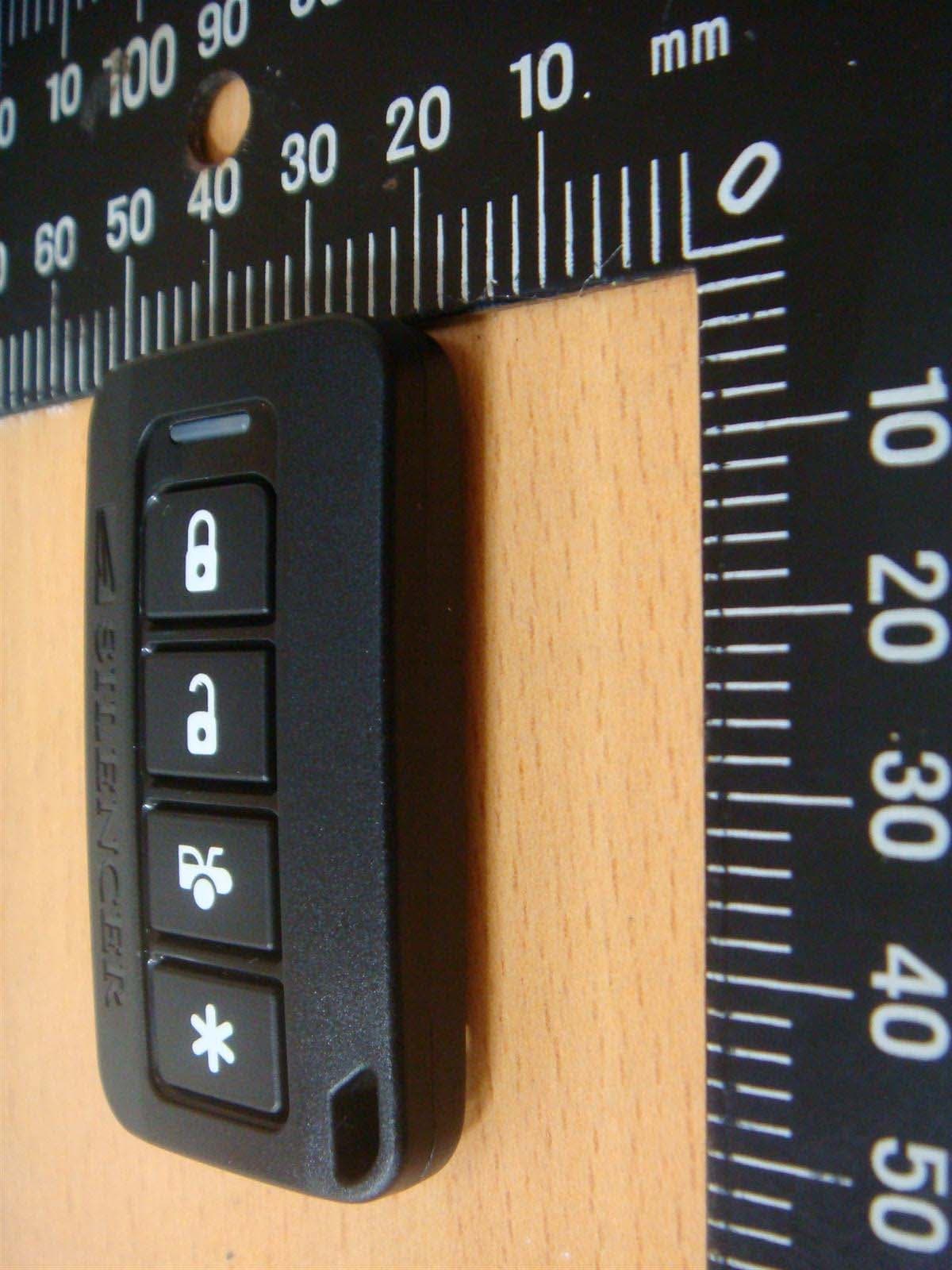 Remote Control - FCC ID H5OT62 - Advance Security Inc (3)