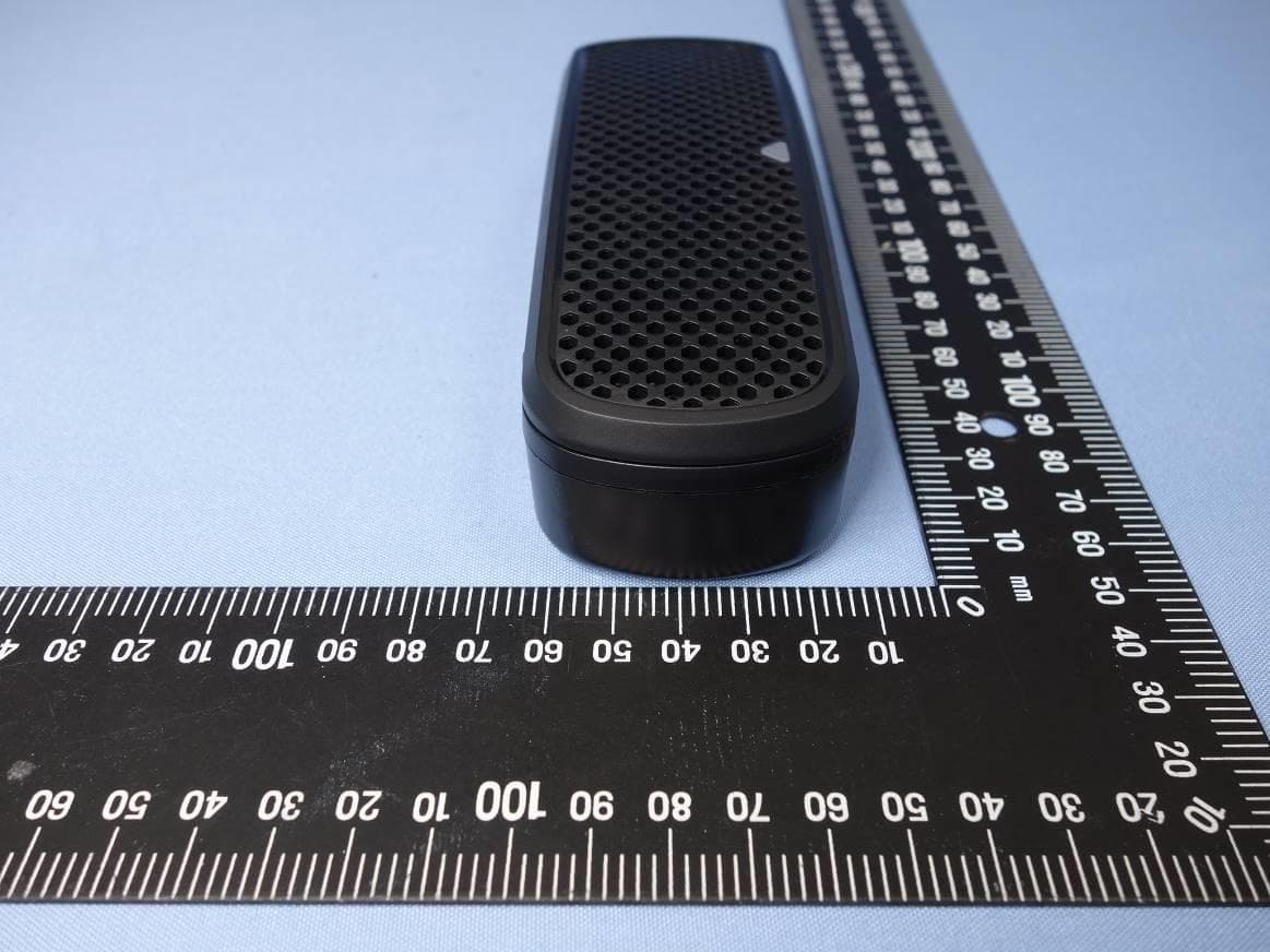 SIG Bluetooth speaker - FCC ID H79VFRU-25-46BT - Delta Electronics Incorporated (4)