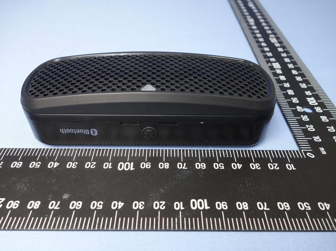 SIG Bluetooth speaker - FCC ID H79VFRU-25-46BT - Delta Electronics Incorporated (3)