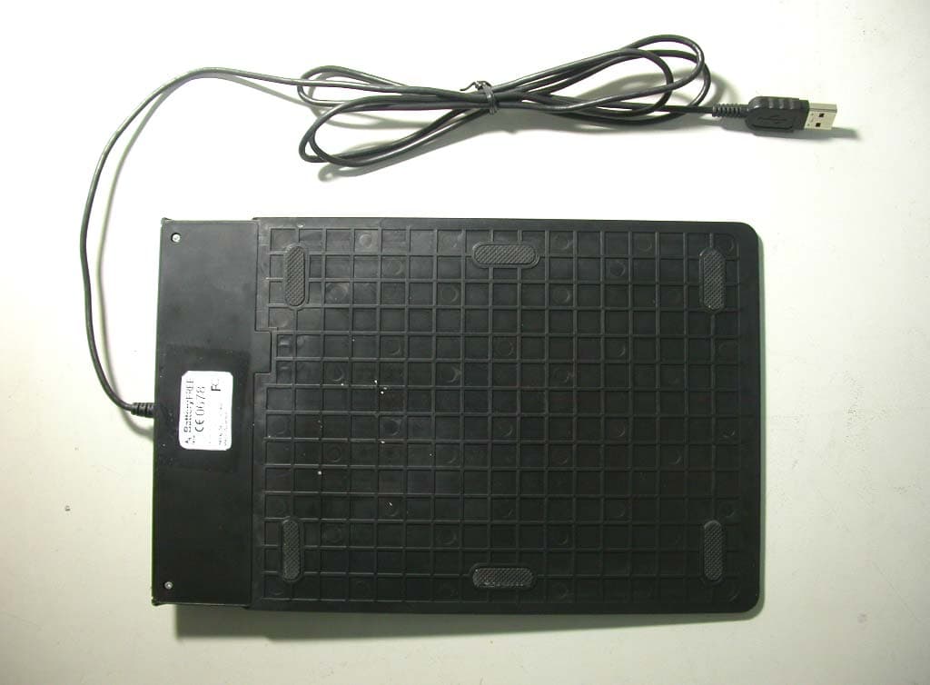 Wireless Battery Free Optical Mouse (Pad) - FCC ID H8GMPD7 - A Four Tech Co Ltd