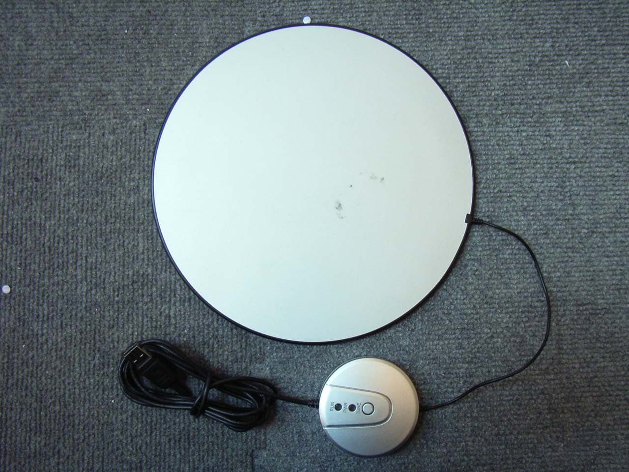 Wireless Battery Free Optical Mouse - FCC ID H8GX408KP - A Four Tech Co Ltd