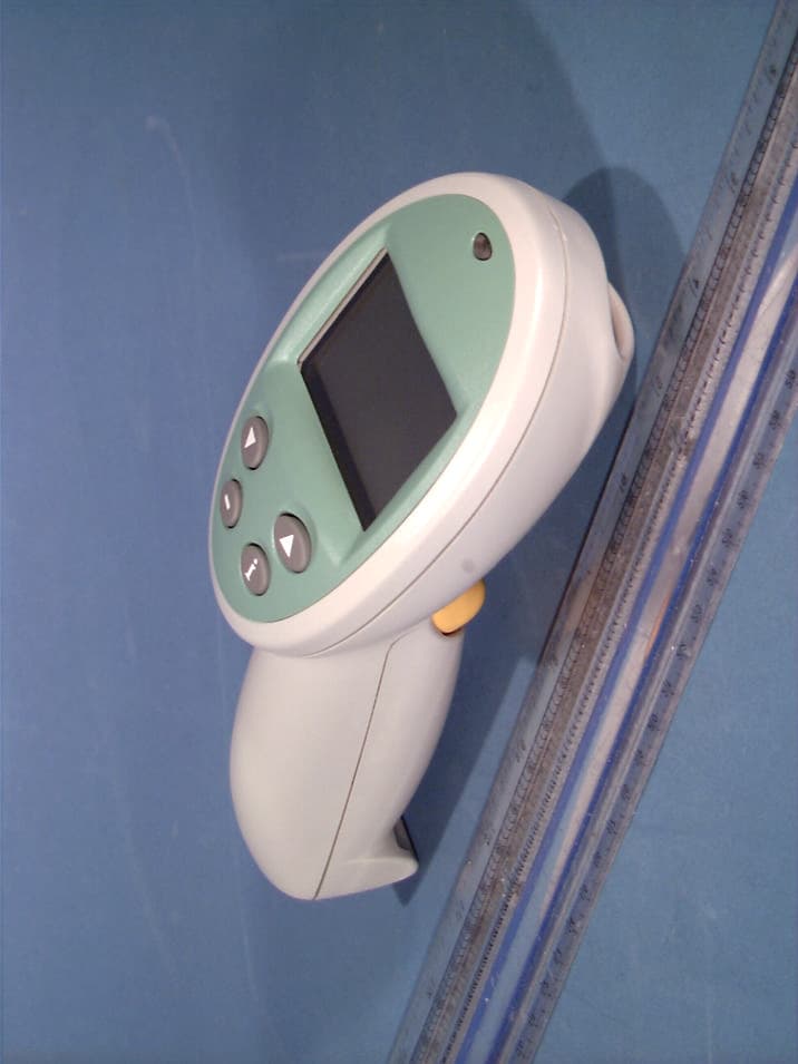 2.4GHz Terminal w/ DSSS Internal LAN Radio Card - FCC ID H9PLA4121CST3046 - Symbol Technologies Inc