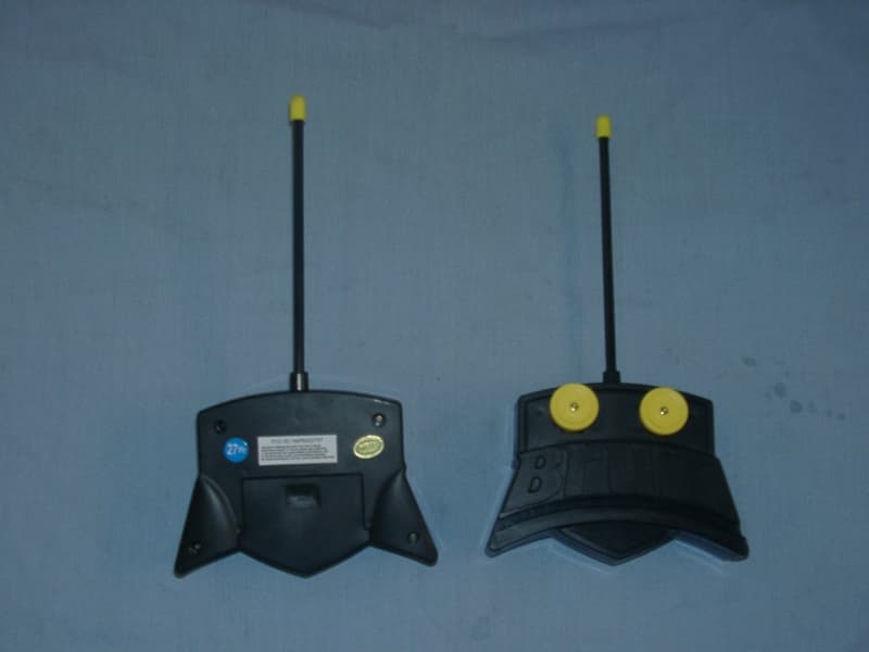 27 MHz Radio Transmitter - FCC ID HAP6002797 - Echo Toys Ltd