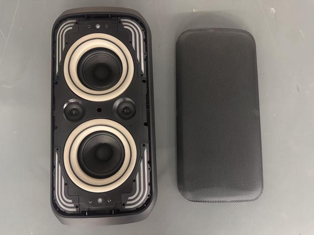 L320 Party Speaker - FCC ID HBOPA2629 - SHENZHEN FENDA TECHNOLOGY CO., LTD.