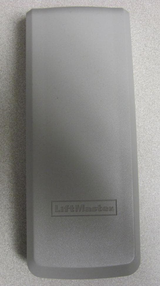 Keyless Entry Transmitter - FCC ID HBW7382 - Chamberlain Group LLC, The (3)