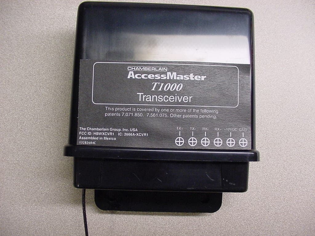 Remote Control Transceiver - FCC ID HBWXCVR1 - Chamberlain Group LLC, The