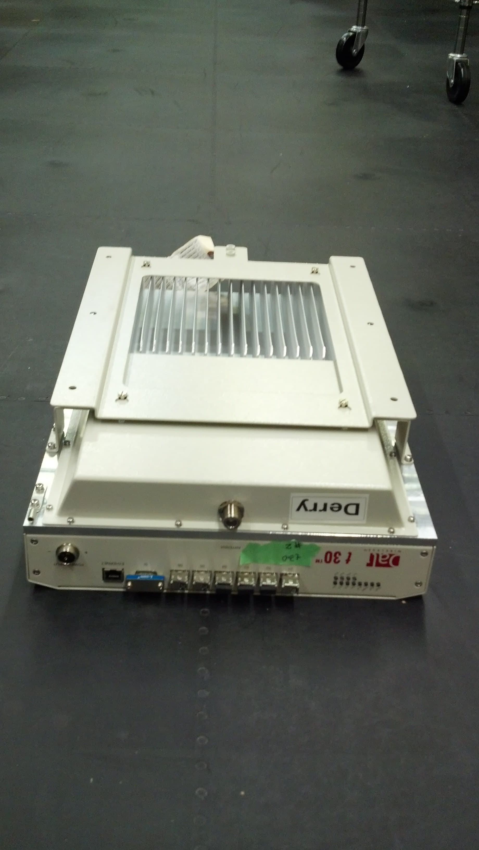 700, 850, 1900, AWS INDOOR REMOTE UNIT, QUAD-BAND - FCC ID HCOT30QSCPAN1B - Dali Wireless, Inc. (3)