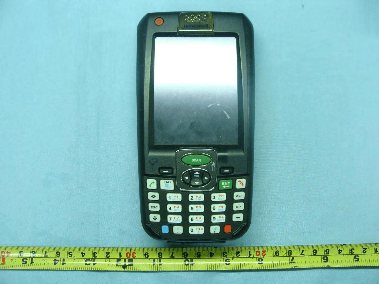 DOLPHIN 9700 MOBILE COMPUTER - FCC ID HD59700LUP - Honeywell International Inc (2)