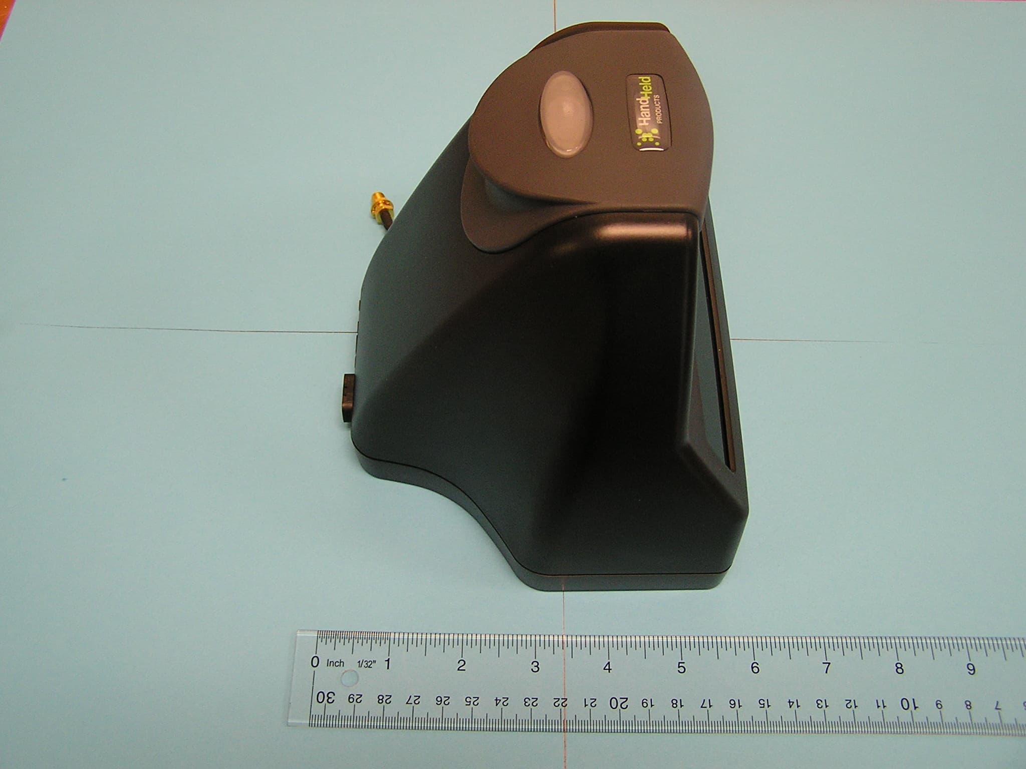 Bar Code Scanner with BT - FCC ID HD5QC900A - Honeywell International Inc (2)