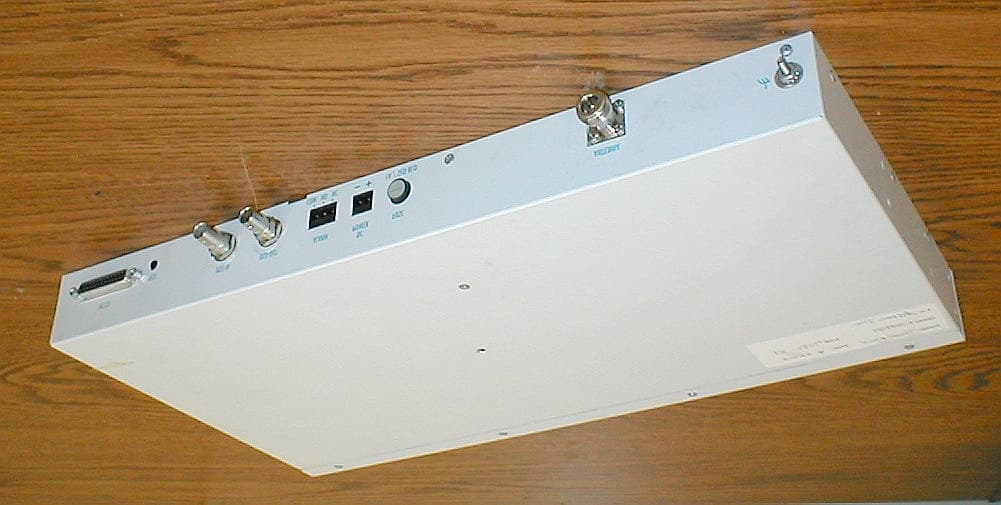 Wide Band Digital Transceiver - FCC ID HDCTRC4202L1 - Adtran
